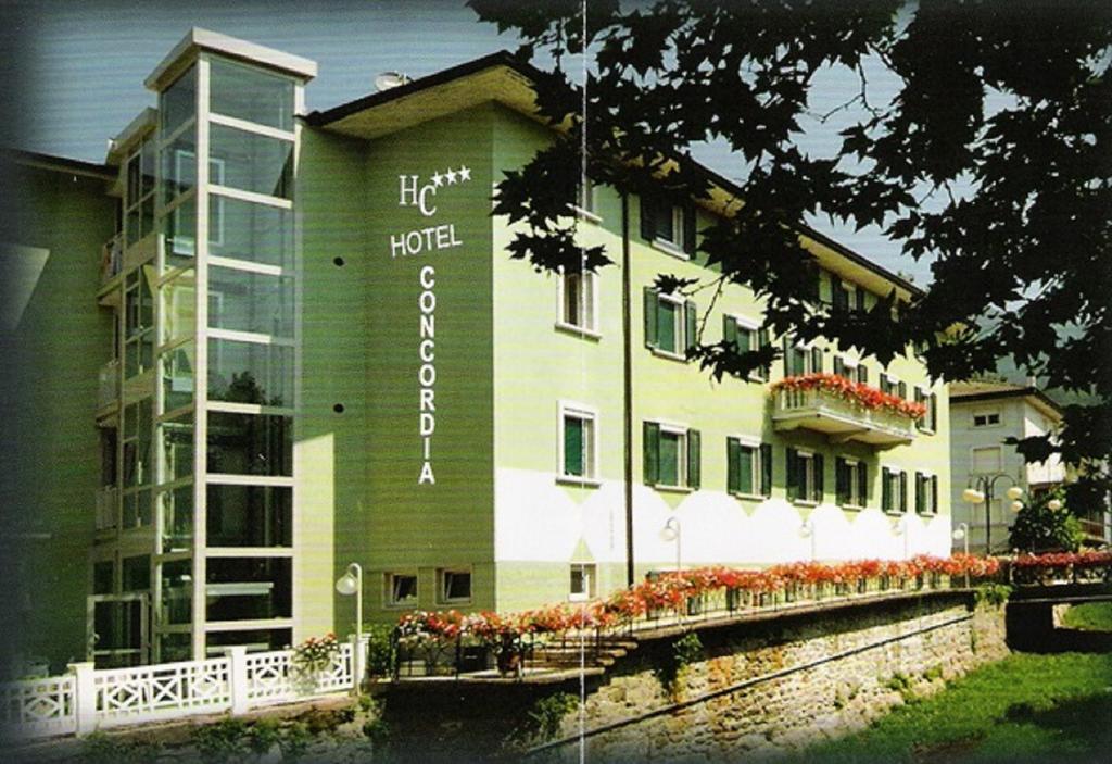 Hotel Concordia Levico Terme Luaran gambar