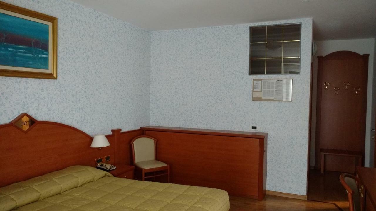 Hotel Concordia Levico Terme Luaran gambar